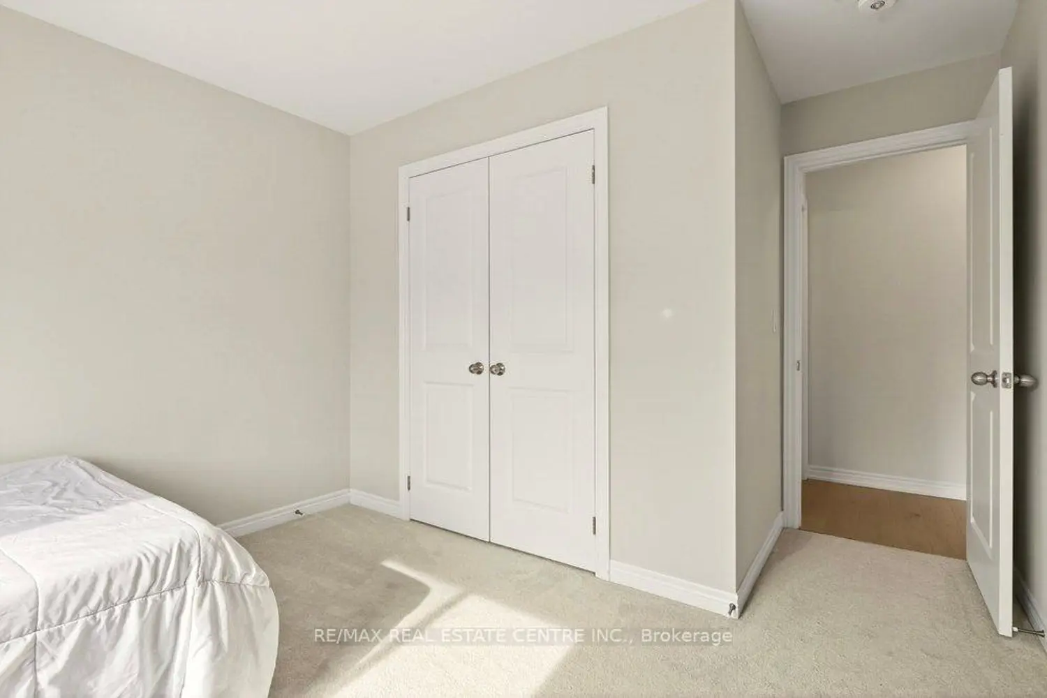 Additional image 9 of 74 Bobolink Road