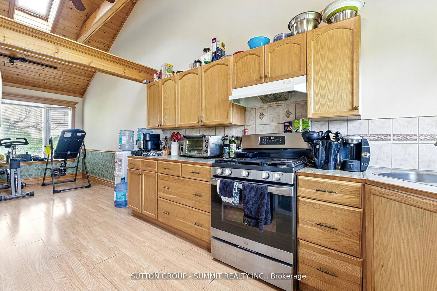 Additional image 16 of 8555 Heritage Road