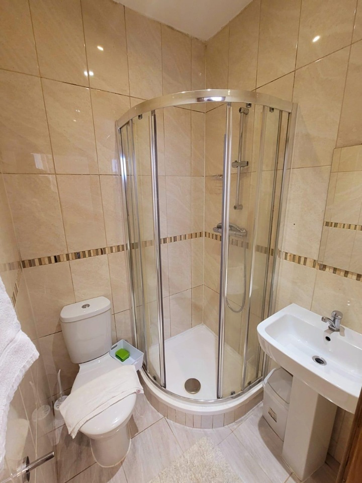 Additional image 5 of 1 Bed Flat, Kempsford Gardens, SW5, N1 7GU