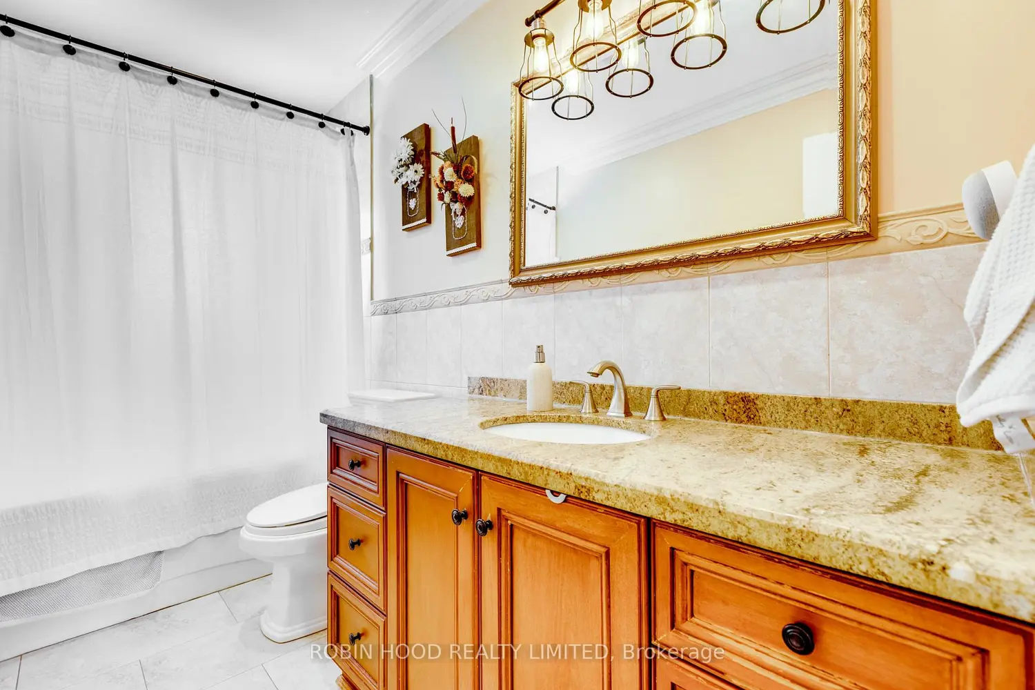 Additional image 13 of 449 Gilbert Avenue