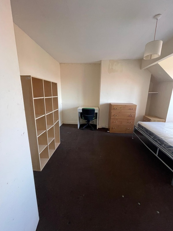 Room in a Shared House, Royal Park Grove, LS6, LS6 1HQ