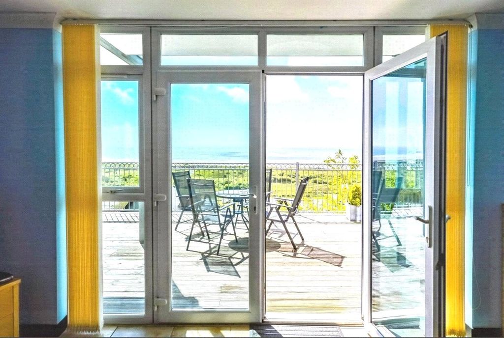 Additional image 2 of 2 bed flat for saleApt 5 (19) Coastal View, Pendine, Carmarthen SA33