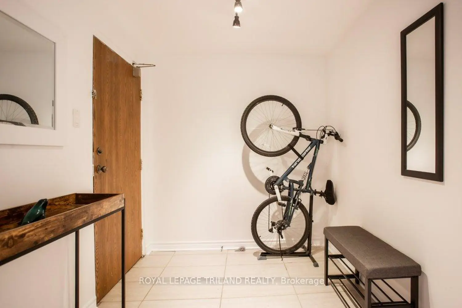 Additional image 18 of 158 King Street 1602, Kitchener