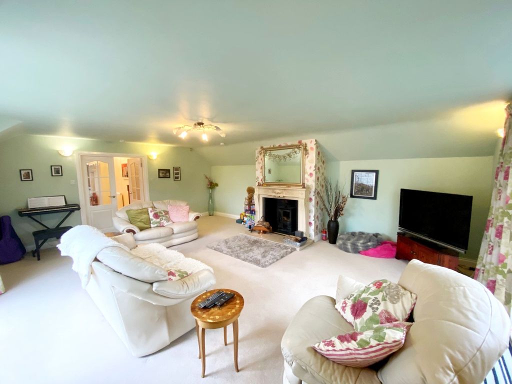 Additional image 2 of 4 bed detached house for saleNether Auchlinsky Cottage, Glendevon, Dollar FK14