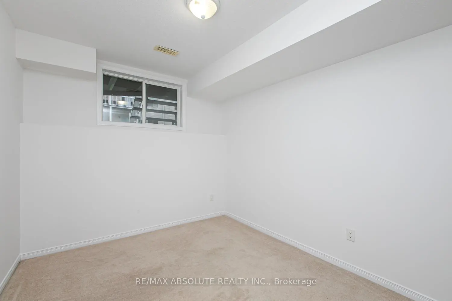 Additional image 19 of 242 Gershwin Private