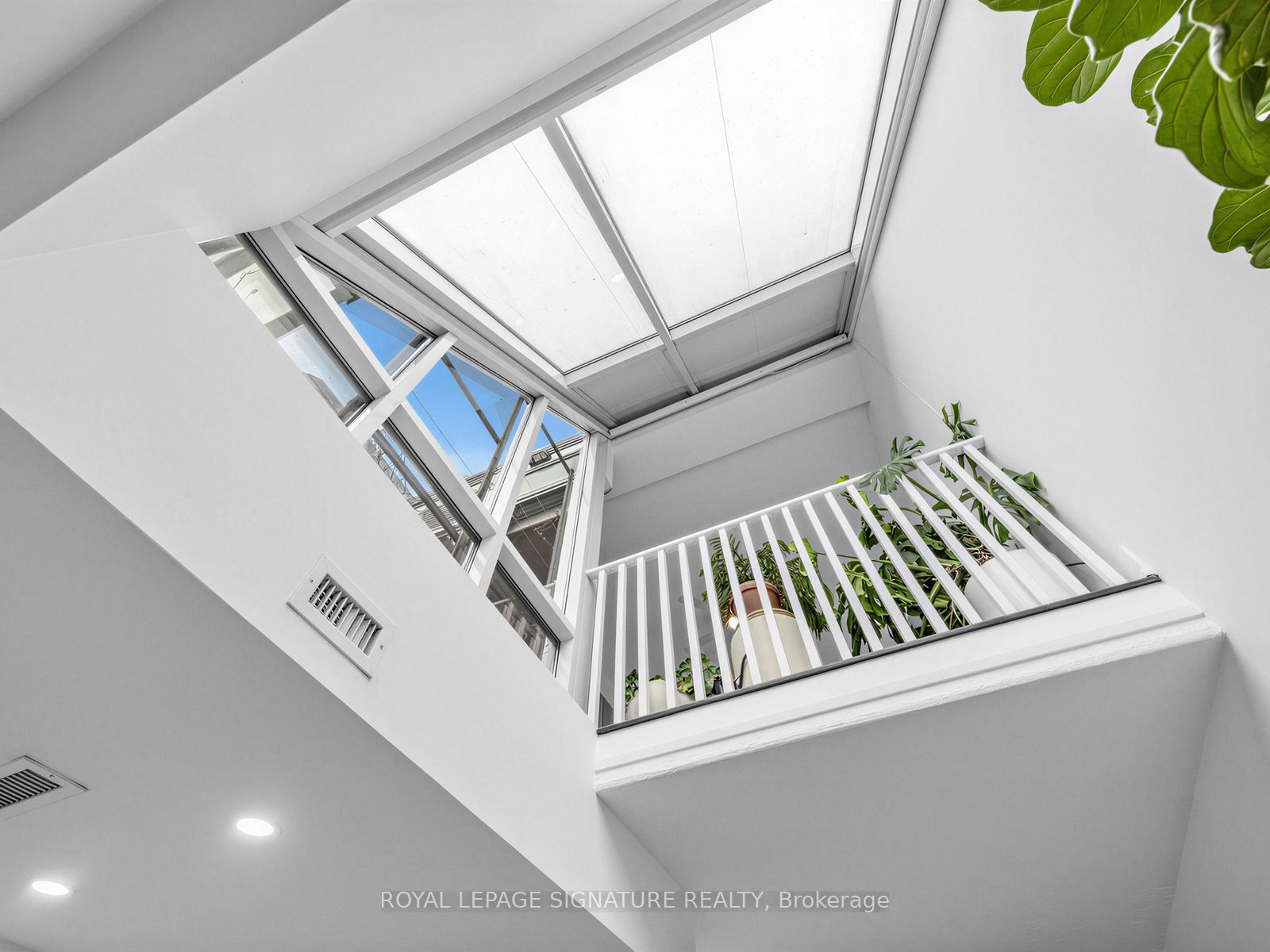 Additional image 6 of 14-1636 Dundas St Street W, Toronto, ON, M6K 1V1