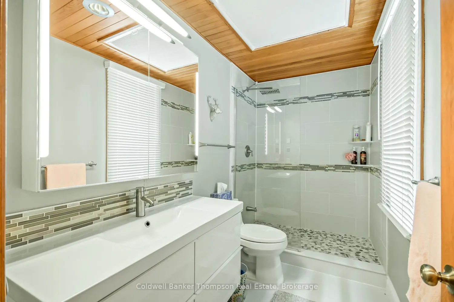 Additional image 10 of 22-301 Oakridge Deerhurst Drive