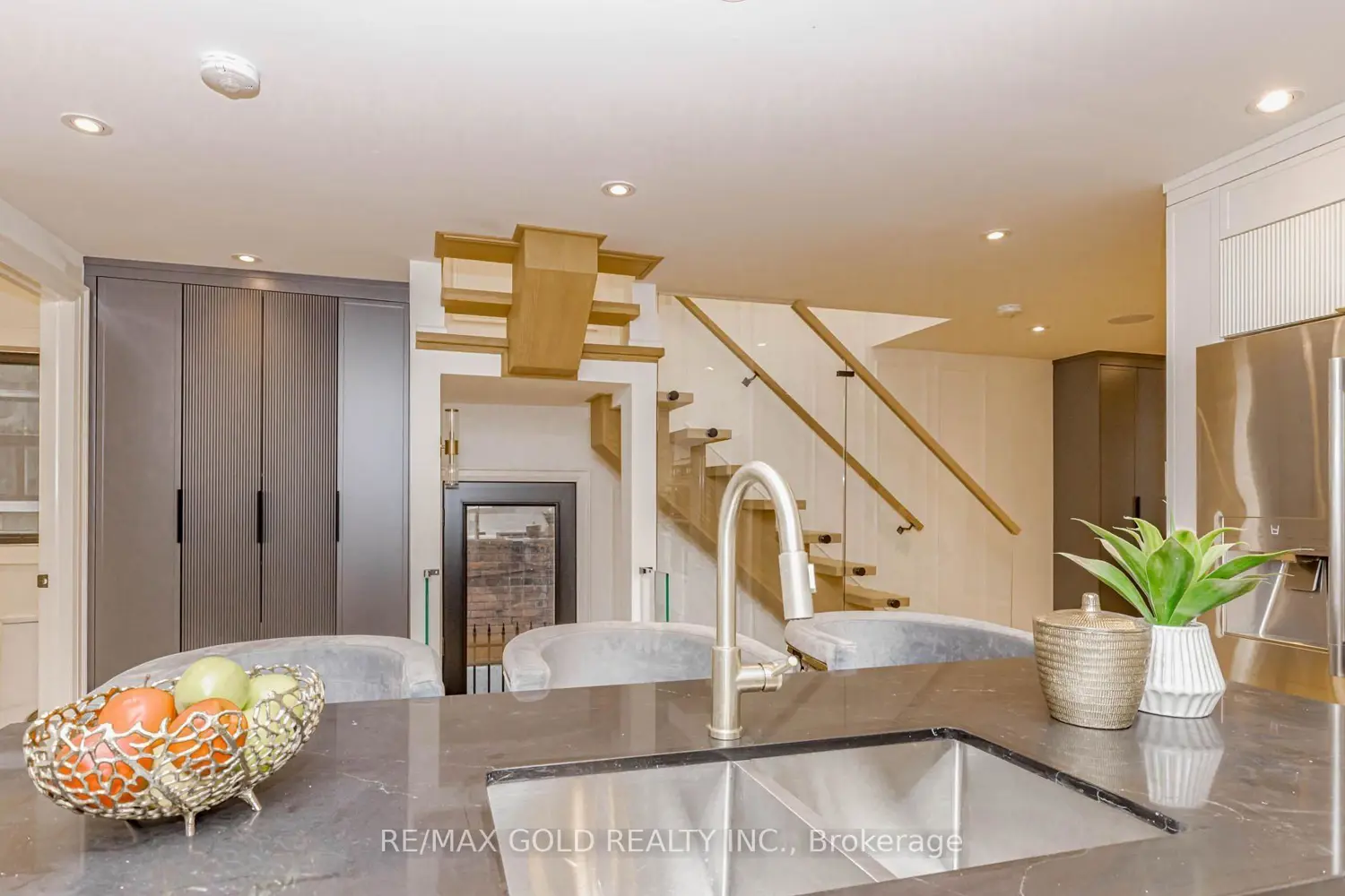 Additional image 6 of 786 Euclid Avenue