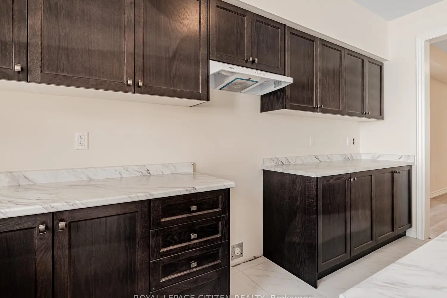 Additional image 7 of 4 Heather Fullerton Road