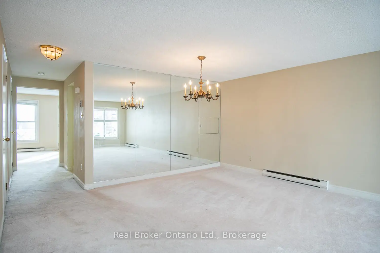 Additional image 5 of 2054 Brant Street 6