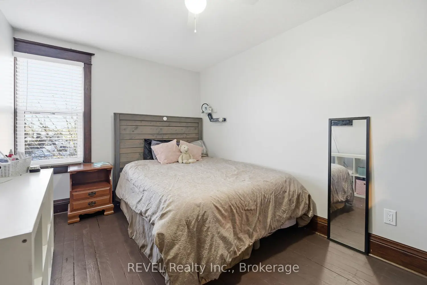 Additional image 12 of 348 Hellems Avenue