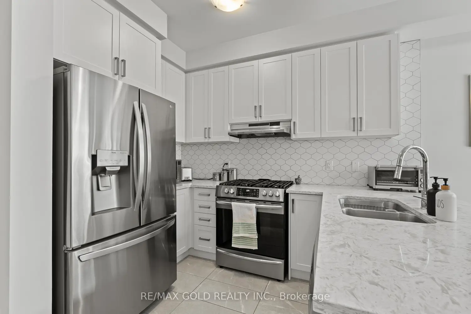 Additional image 10 of 59 Folgate Crescent