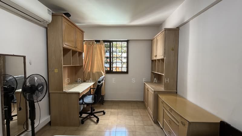 373 Clementi Avenue 4