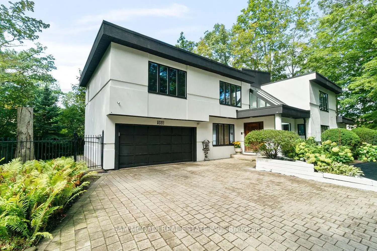 Additional image 2 of 988 Tennyson Avenue