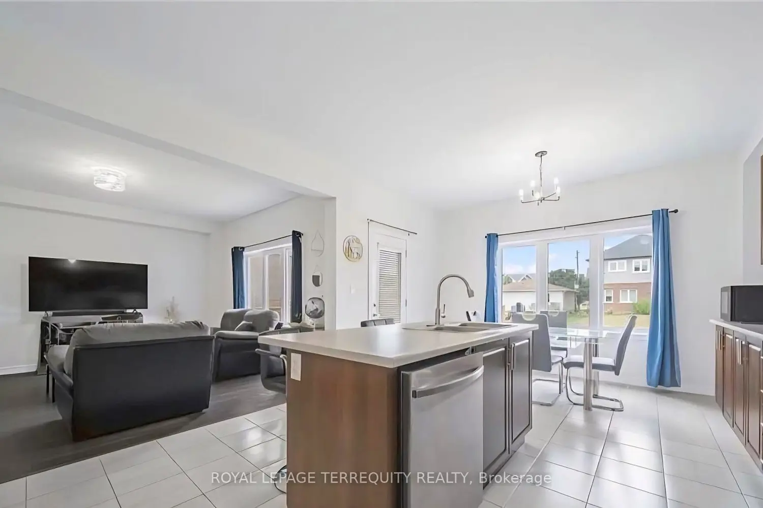 Additional image 17 of 44 Cottonwood Crescent