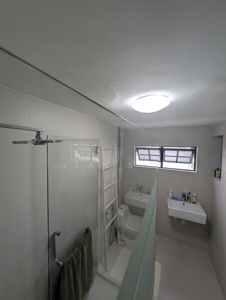 Additional image 5 of Pasir Ris Avenue