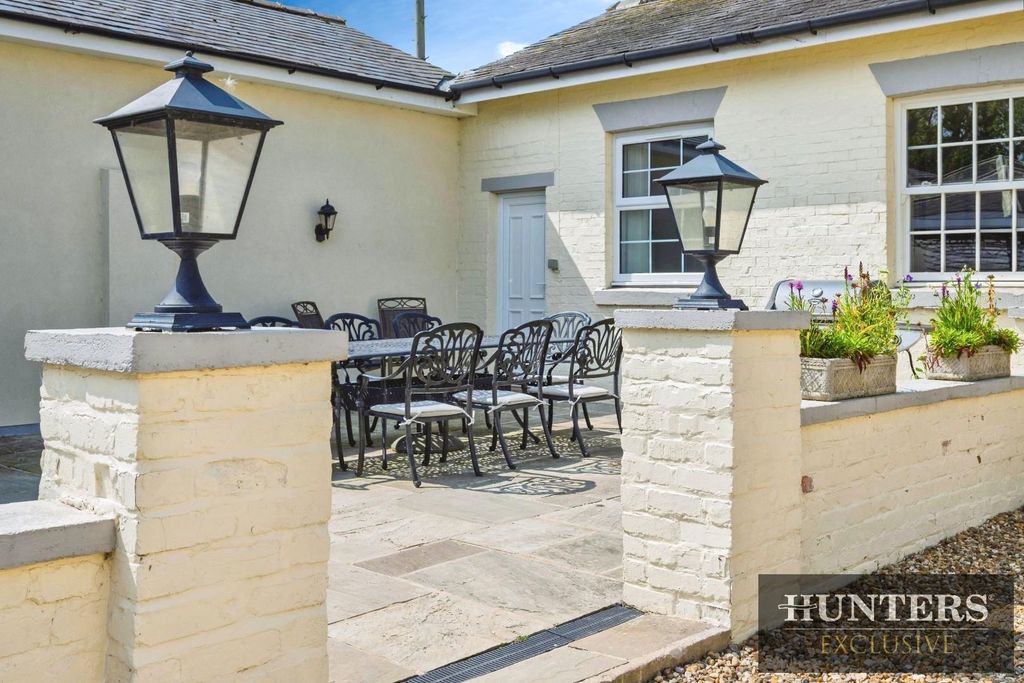 Additional image 51 of 18 bed property for saleWold House, Wold Road, Nafferton, Driffield YO25