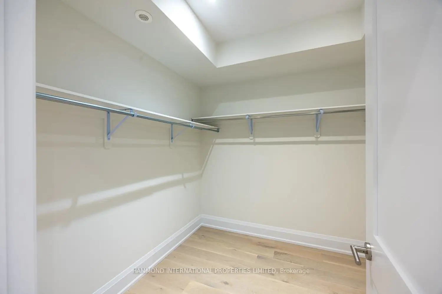 Additional image 18 of 1171 Avenue Road