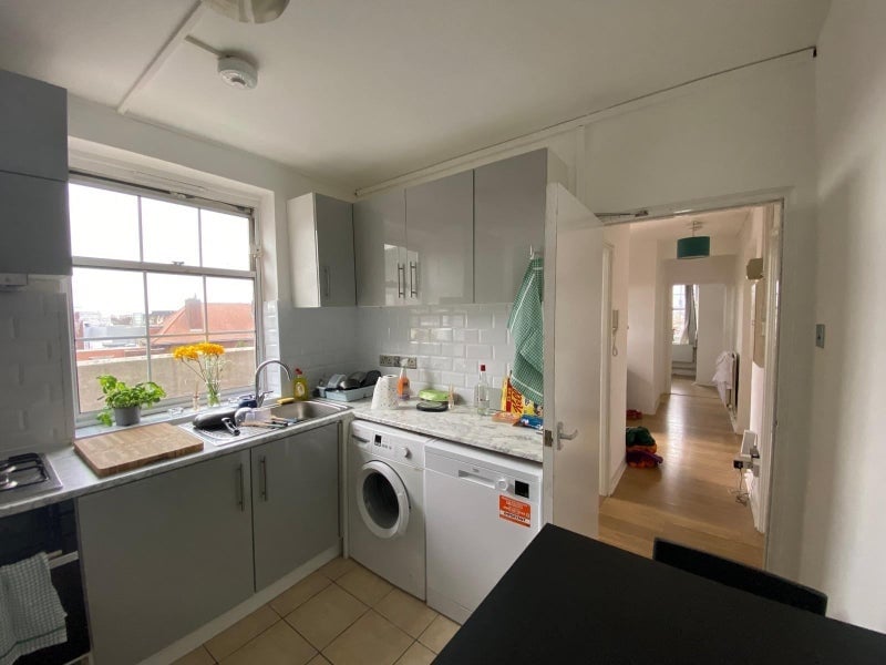 Additional image 2 of 3 Bed Flat, Clapham Common Statio, SW4, N1 7GU