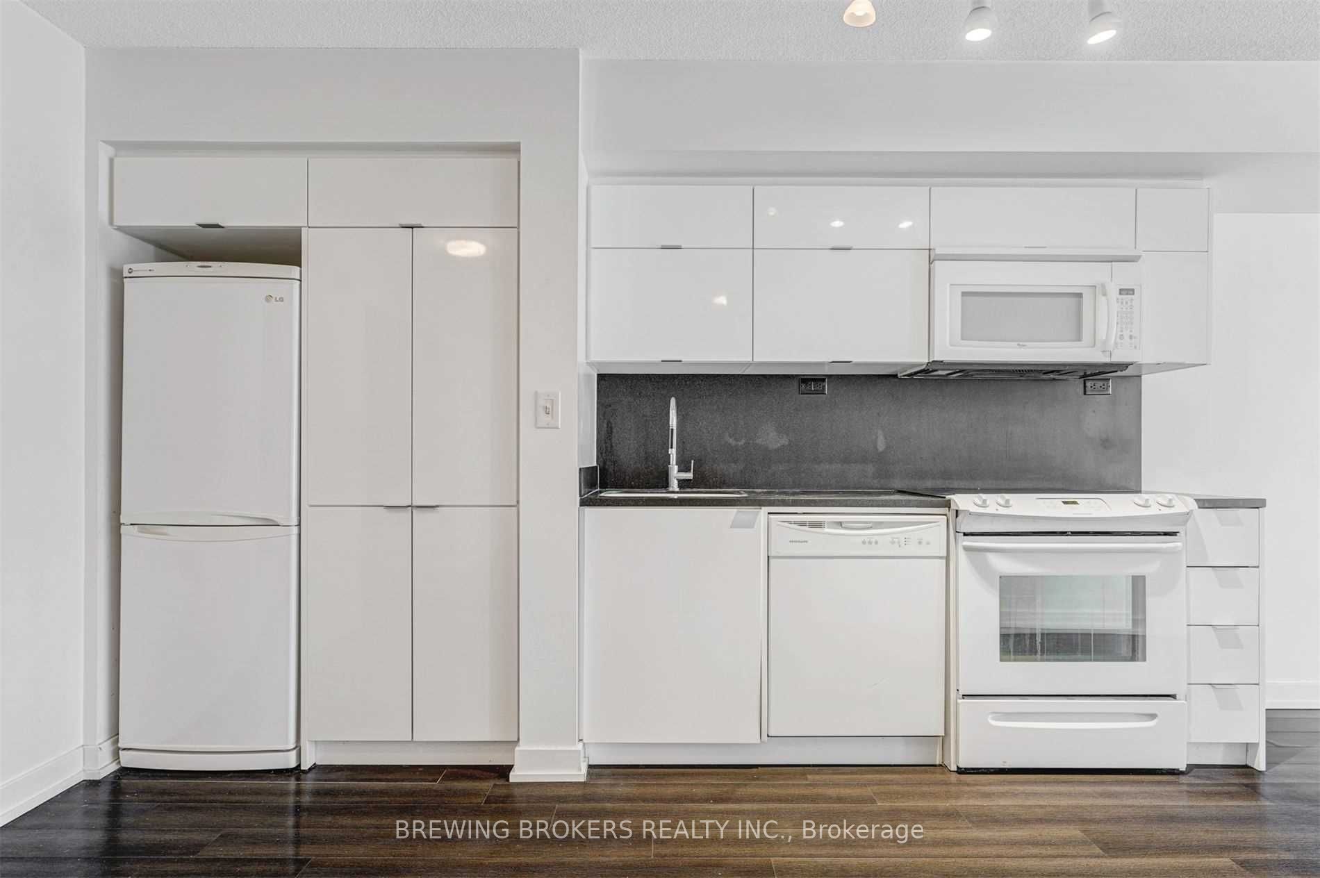 Additional image 4 of 1903-21 Iceboat Terrace, Toronto, ON, M5V 4A9