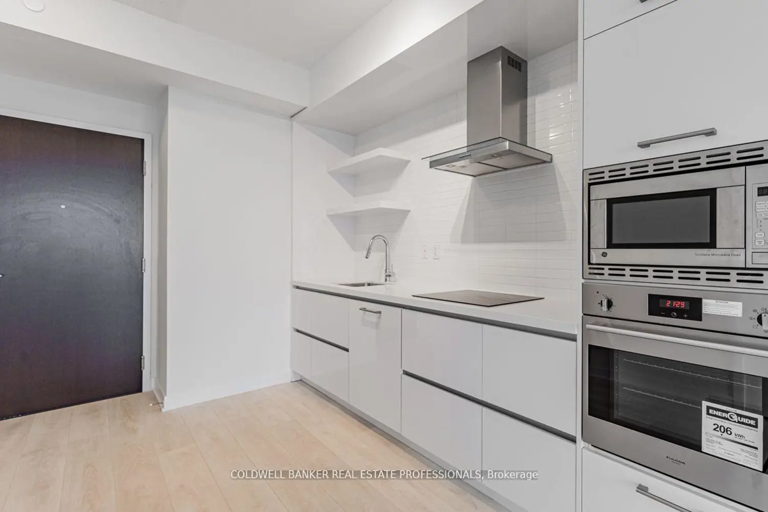 Additional image 13 of 2221 Yonge Street 5304