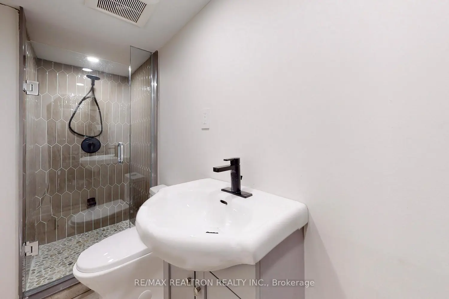 Additional image 5 of 50 King Edward Avenue