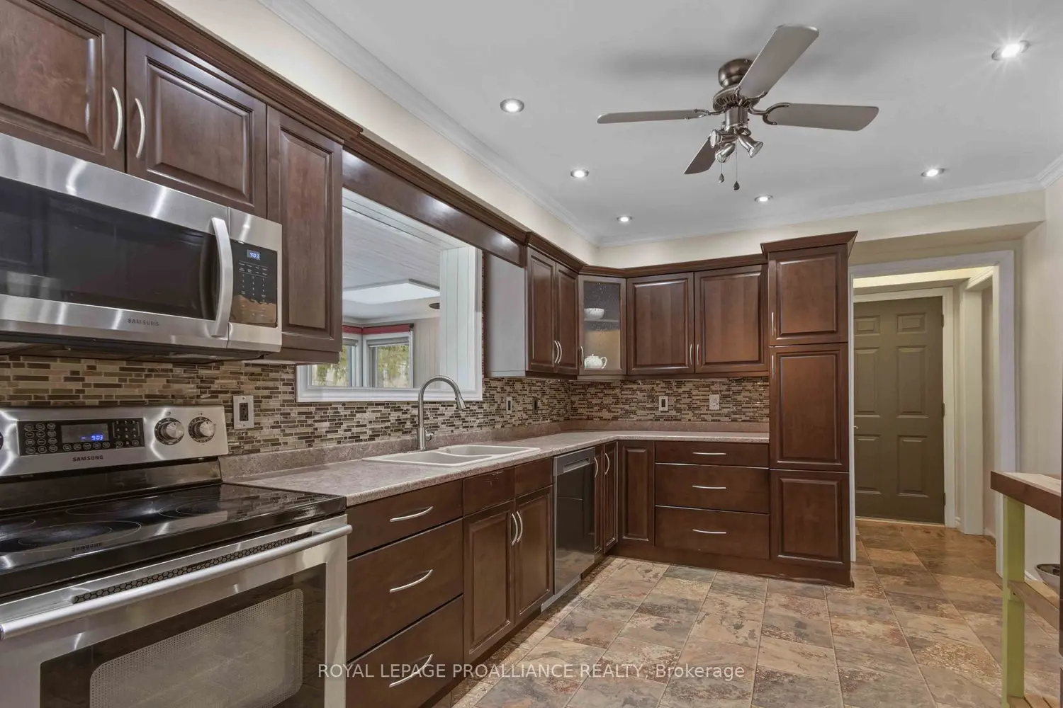 Additional image 9 of 553 Whites Road