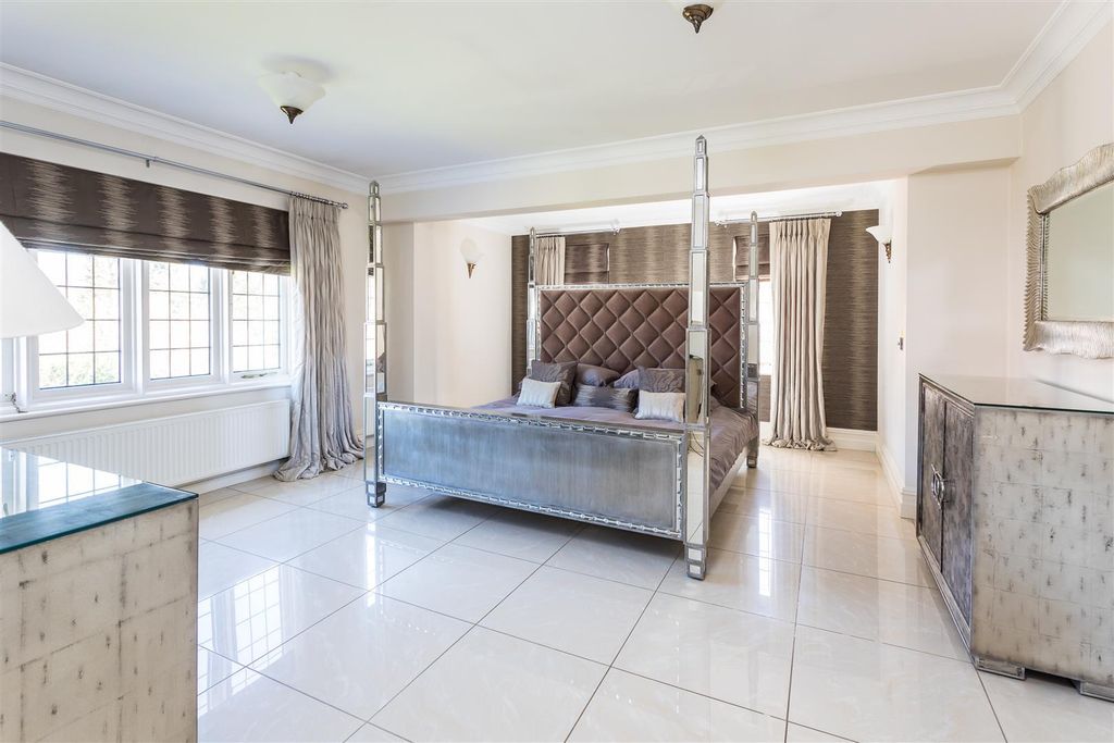 Additional image 15 of 5 bed detached house for saleTheobald Road, Bowdon WA14