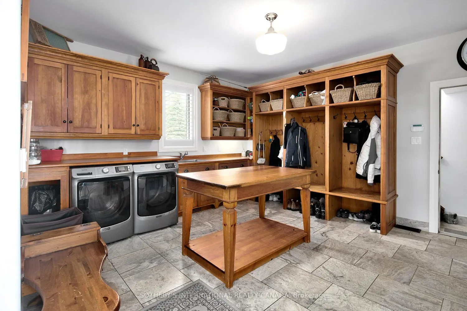 Additional image 9 of 156 Bartlett Boulevard