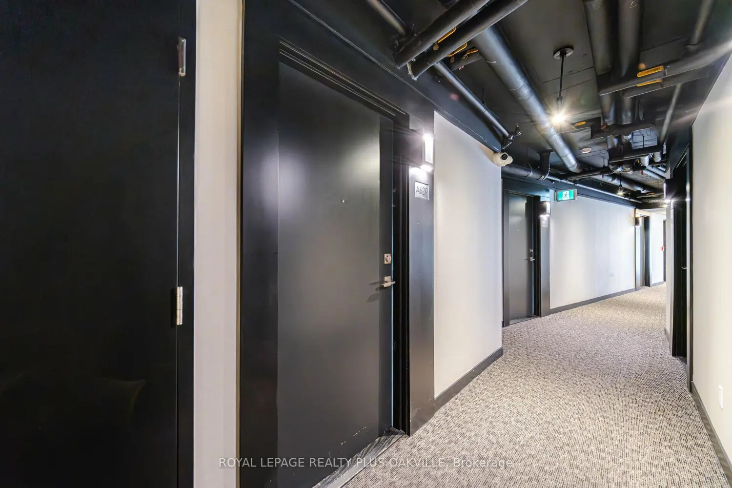 Additional image 3 of 5230 Dundas Street A629