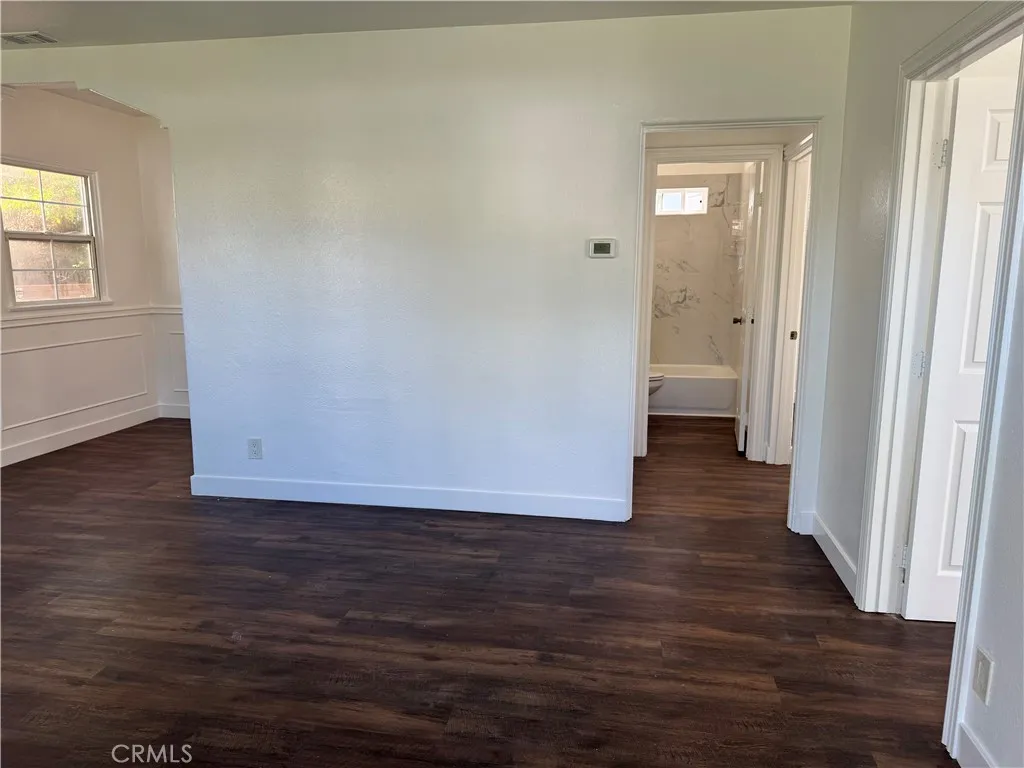 Additional image 4 of 2332 N Catalina Street, Burbank, CA 91504