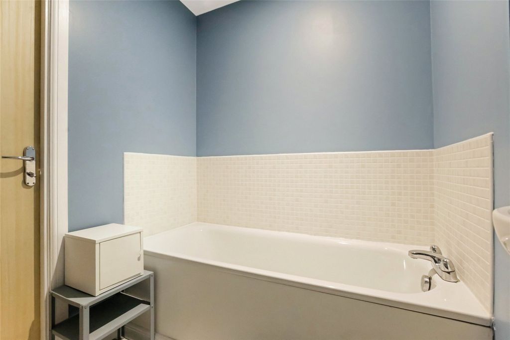 Additional image 14 of 2 bed flat for saleHawk Brae, Livingston, West Lothian EH54