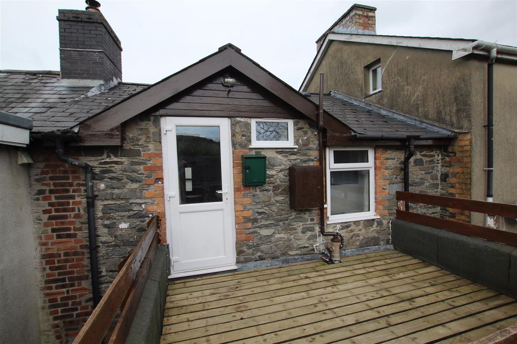 Additional image 2 of 1 bed flat for saleChurch Street, Tregaron, Nr Lampeter SY25