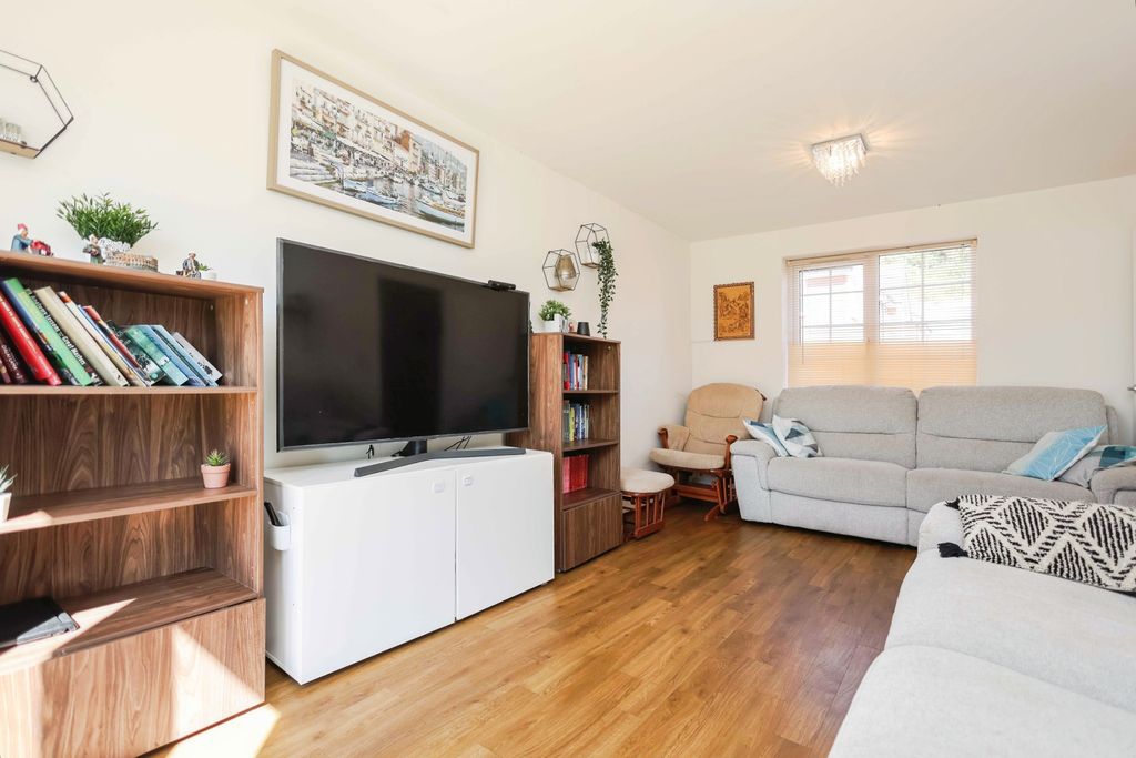 Additional image 8 of 3 bed detached house for saleOak Tree Crescent, Worcester WR5