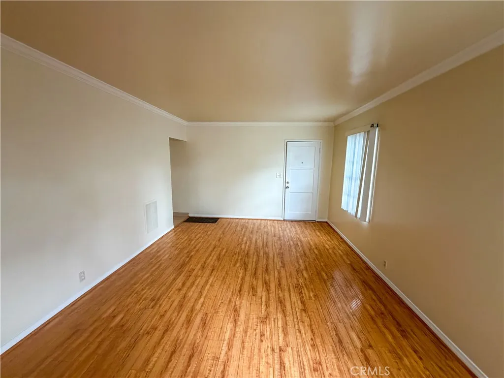 Additional image 3 of 833 N Lacy St, Santa Ana, CA 92701