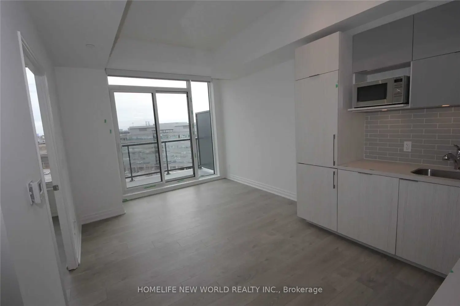 Additional image 3 of 8 Rouge Valley Drive 1210B