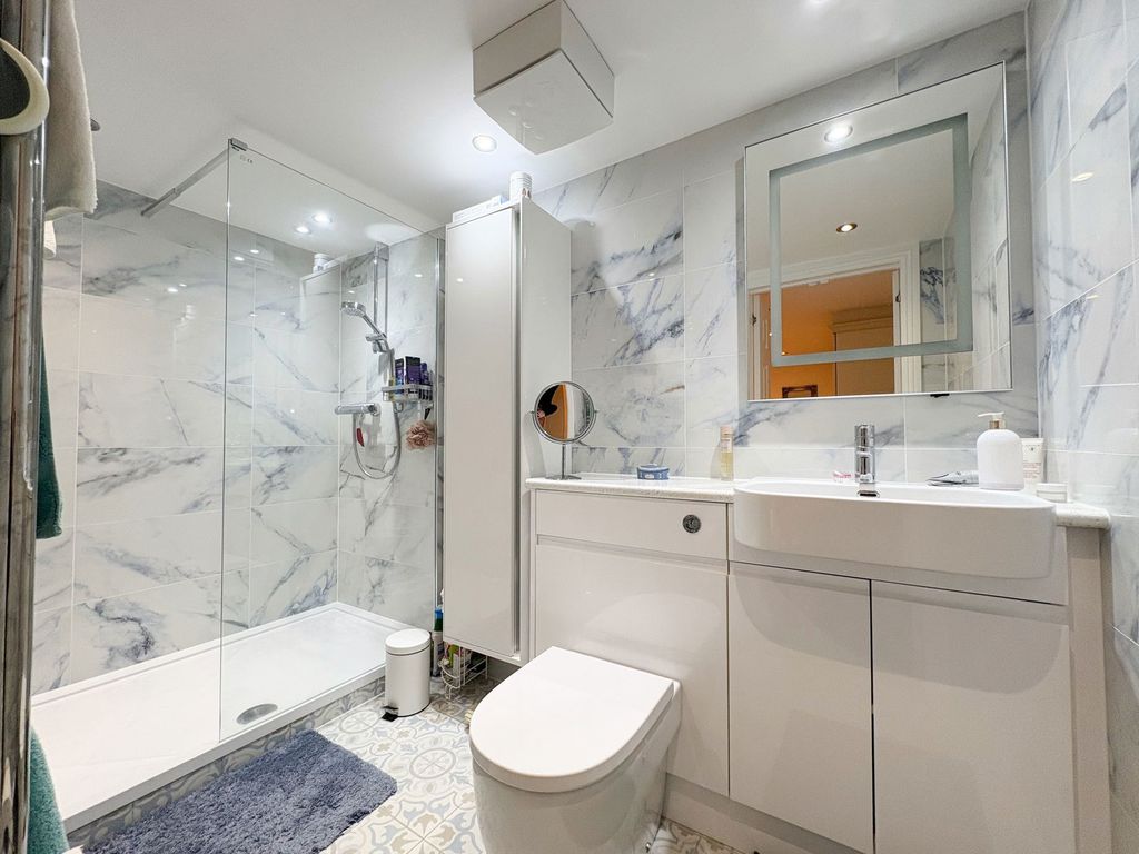Additional image 8 of 3 bed flat for saleWindsor Terrace, Clifton BS8