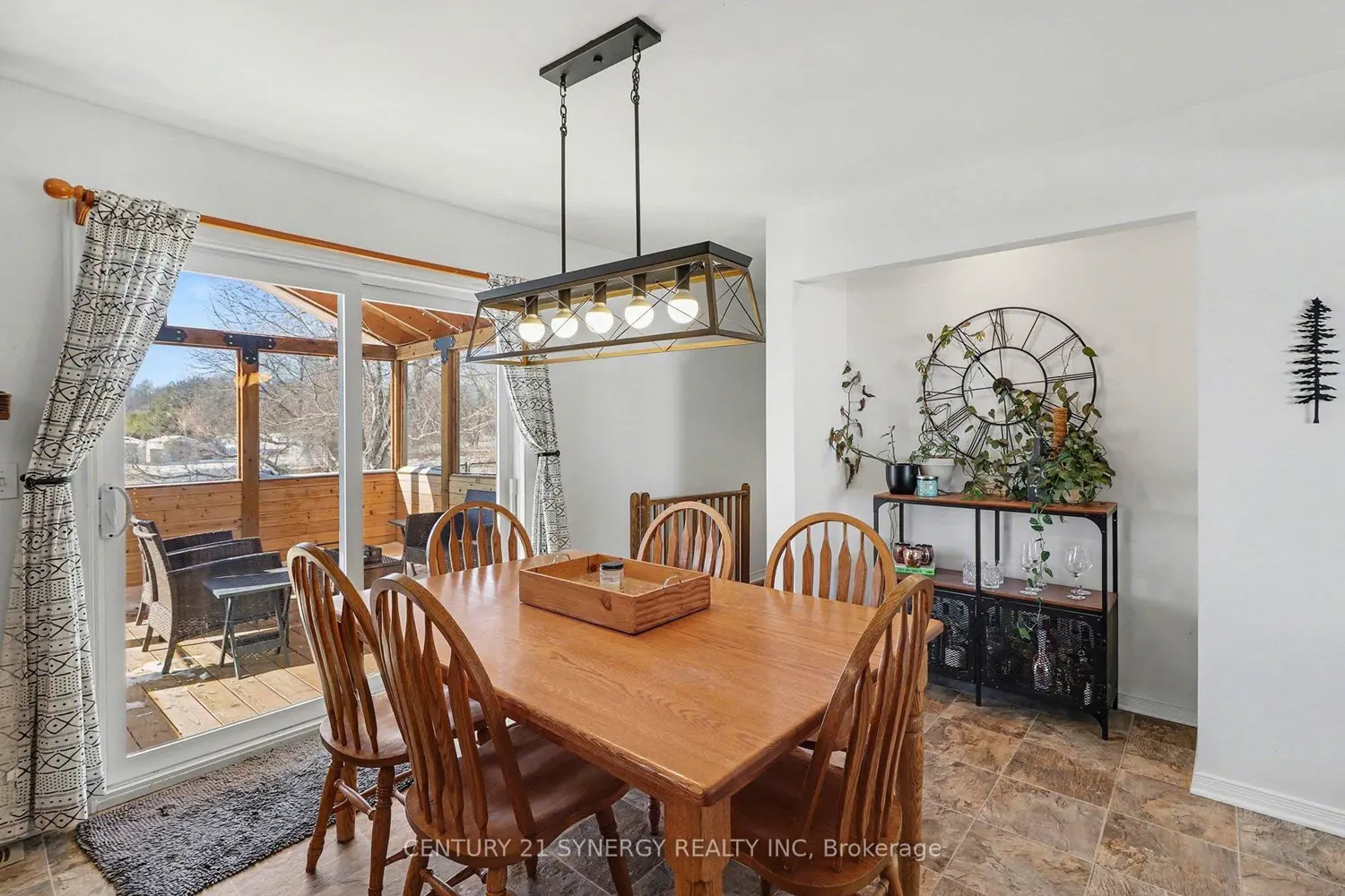 Additional image 6 of 2290 Valley Street