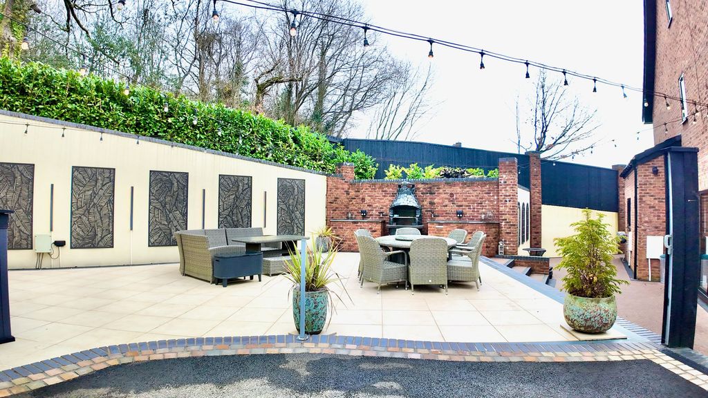 Additional image 64 of 5 bed detached house for saleOak Tree Rise, Newbridge NP11