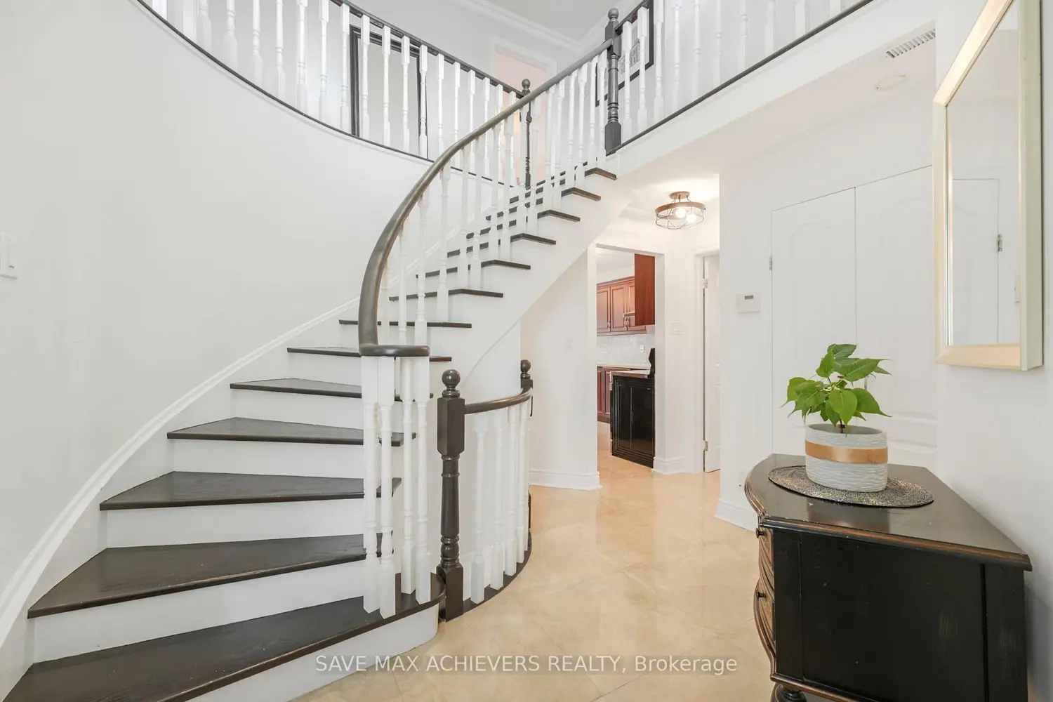 Additional image 5 of 4024 Longo Circle