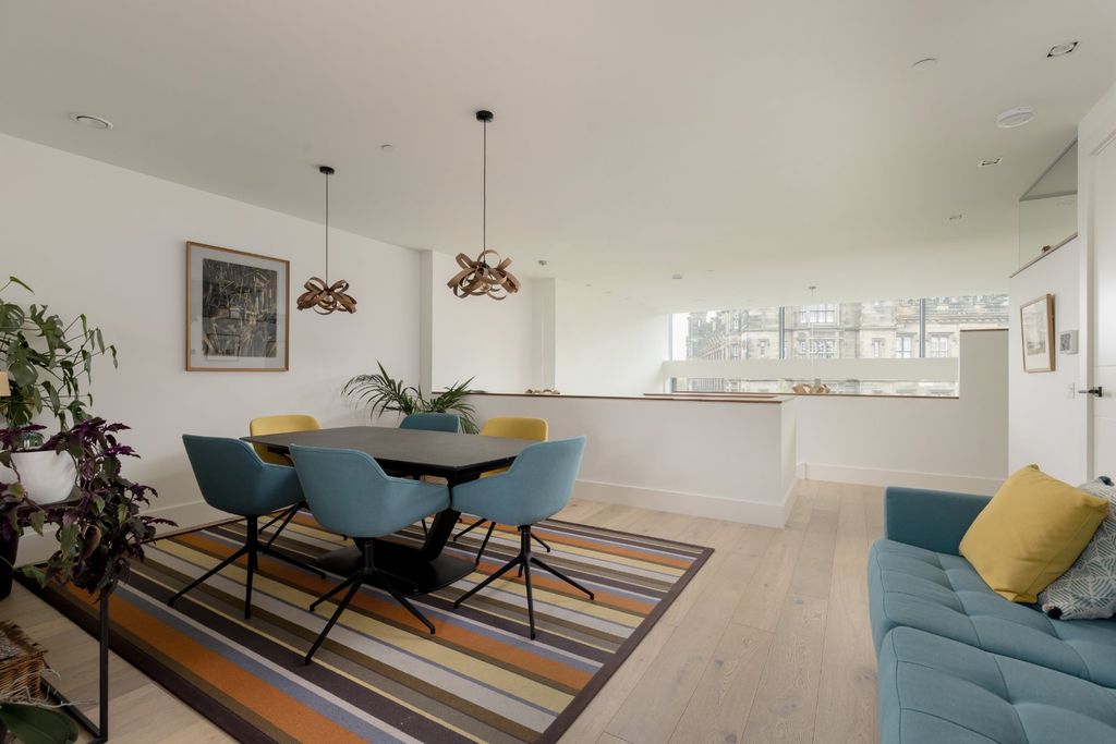 3 bed flat for saleDonaldson Crescent, Edinburgh, Midlothian EH12 photo 5