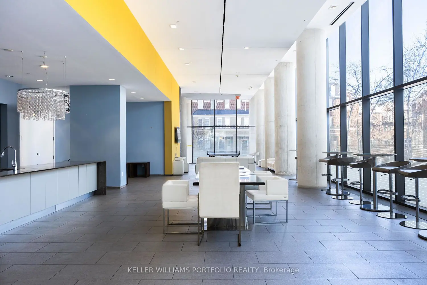 Additional image 14 of 105 The Queensway Avenue 3401