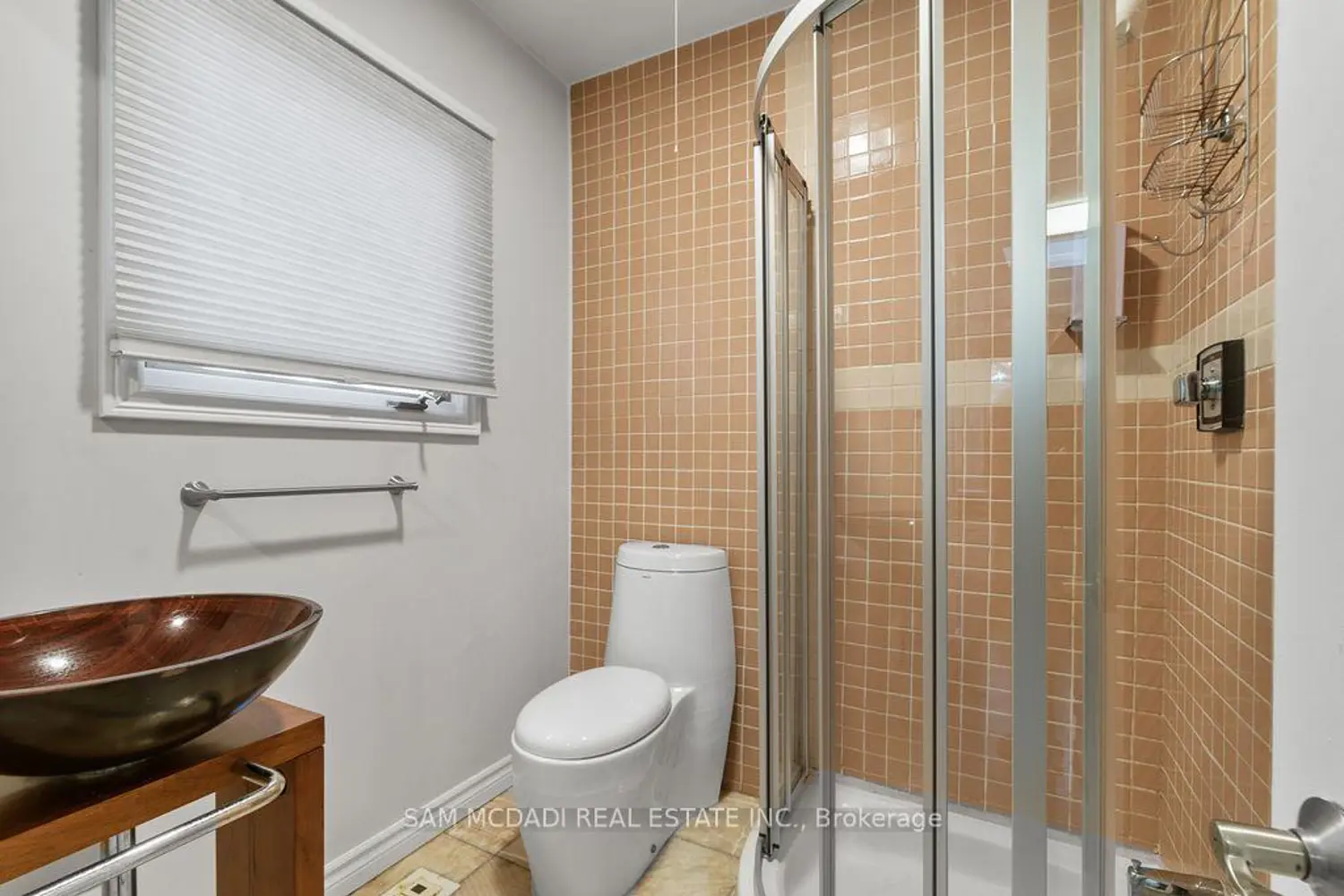 Additional image 17 of 988 Tennyson Avenue