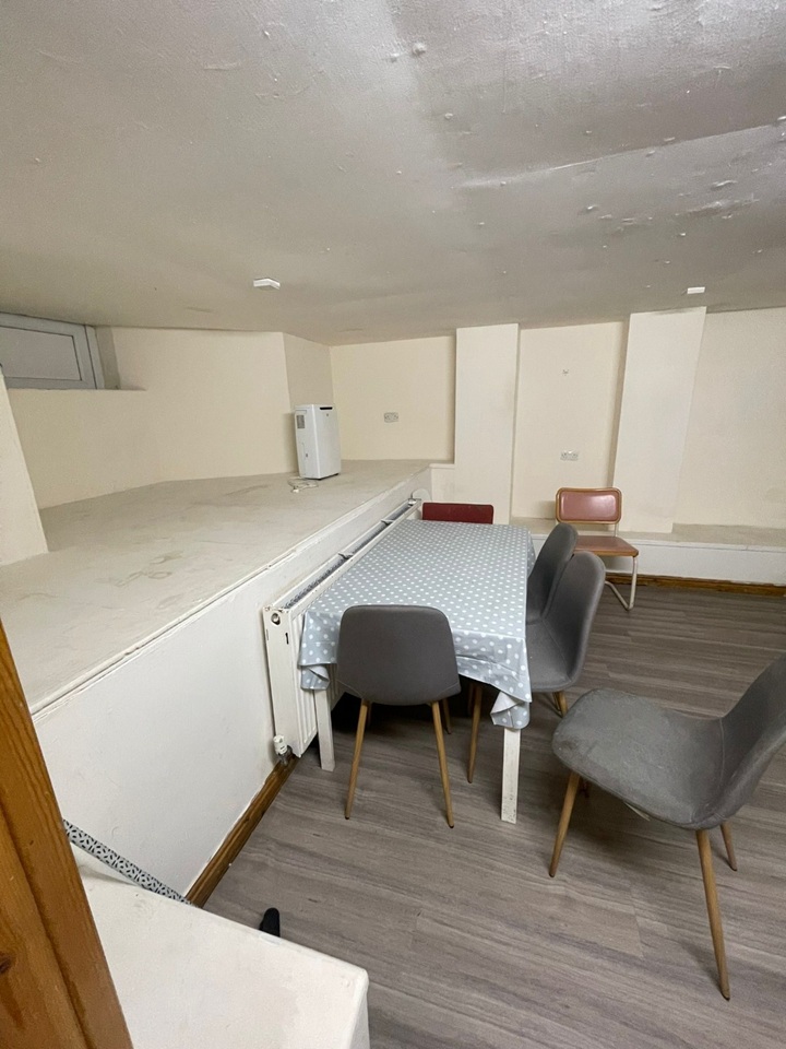 Additional image 17 of Room in a Shared House, Hyde Park Road, LS6, LS6 1AJ