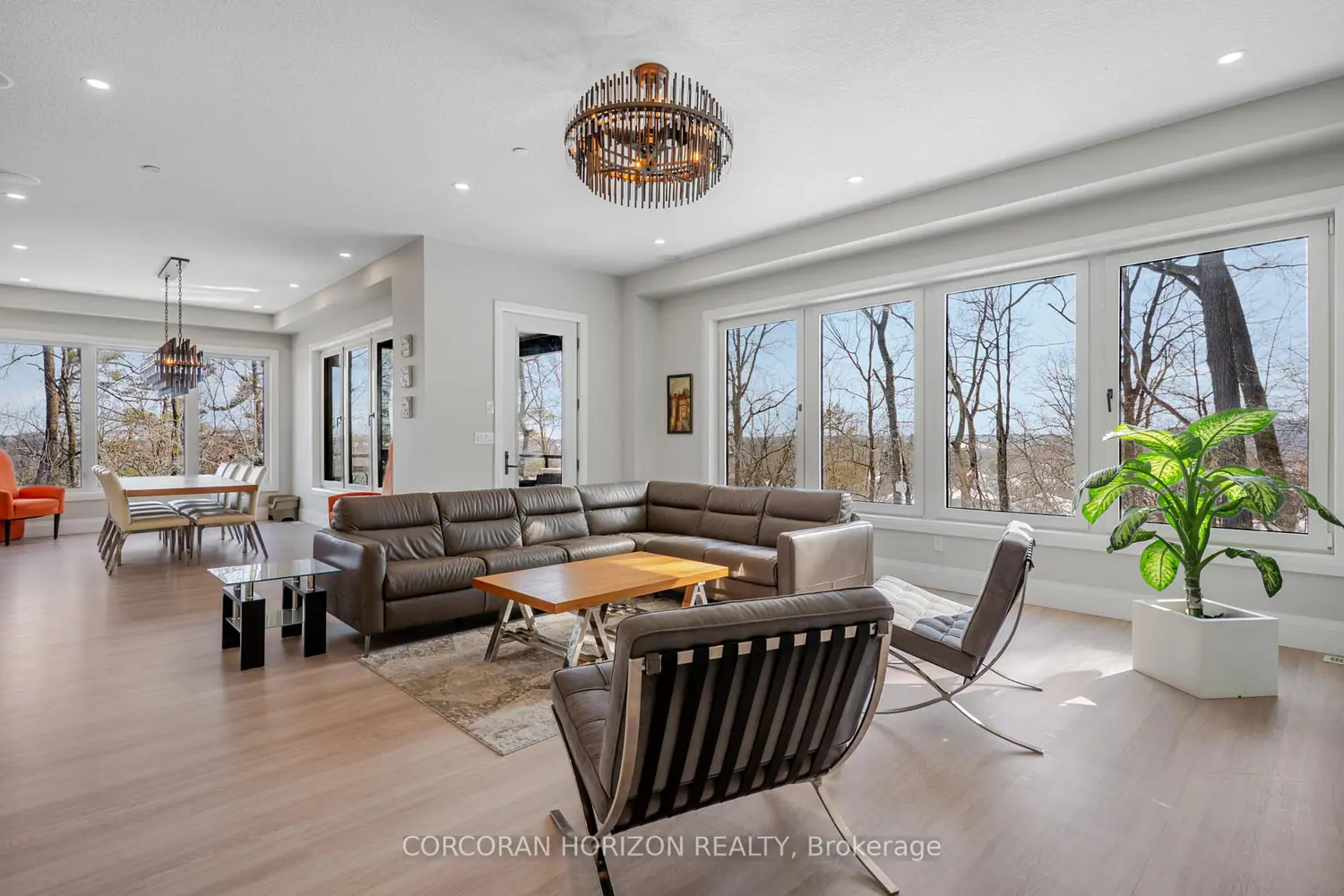 Additional image 3 of 111 Grand Ridge Drive