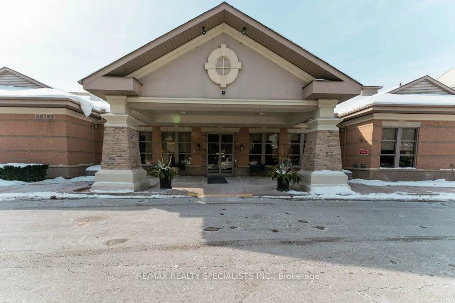 100 Burloak Drive 2207