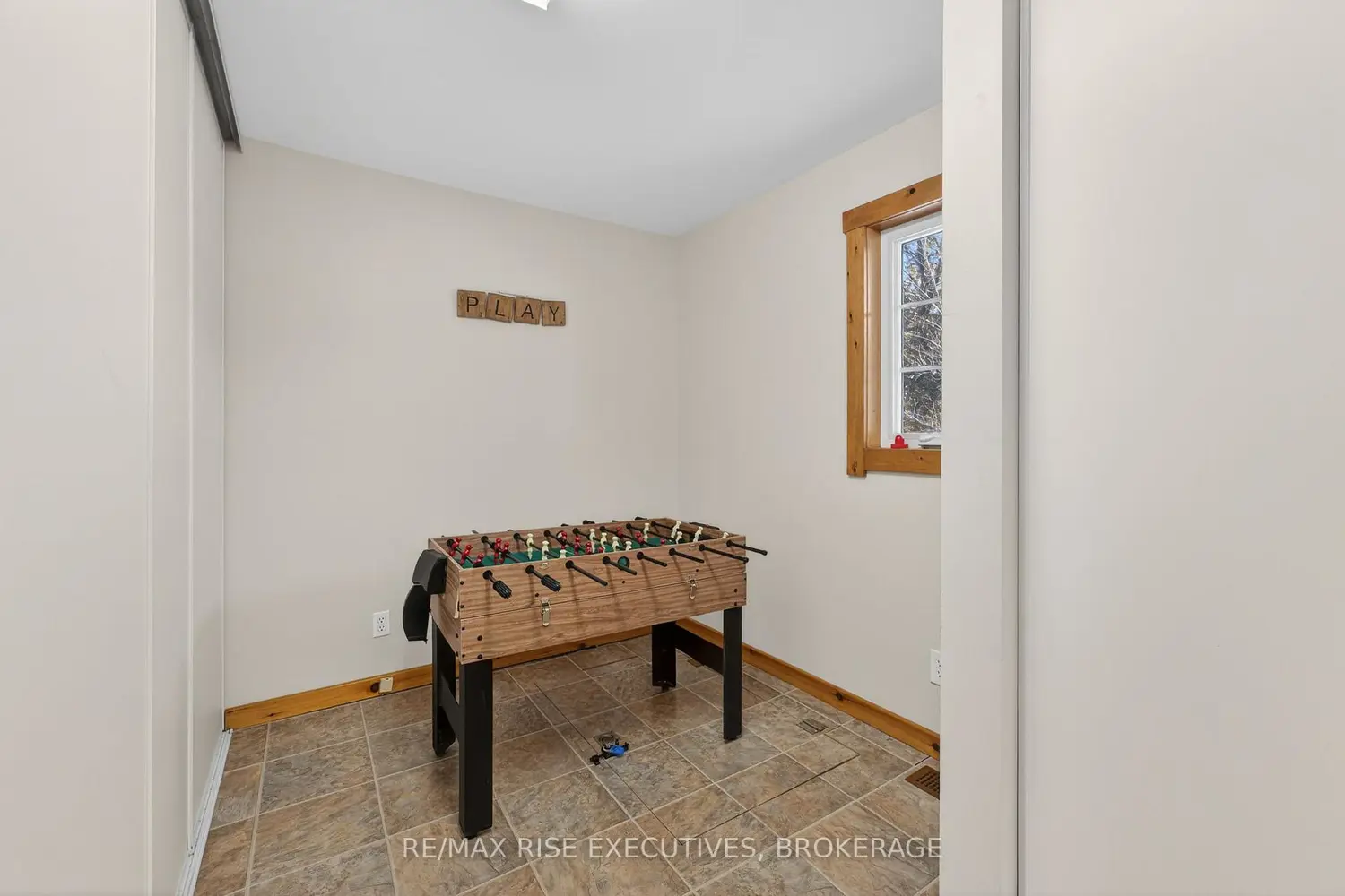 Additional image 8 of 1093B Two Loon Lane