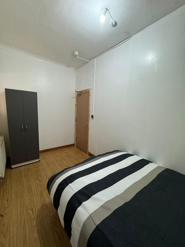 Additional image 12 of Room in a Shared House, Ellesmere Road, B8, N1 7GU