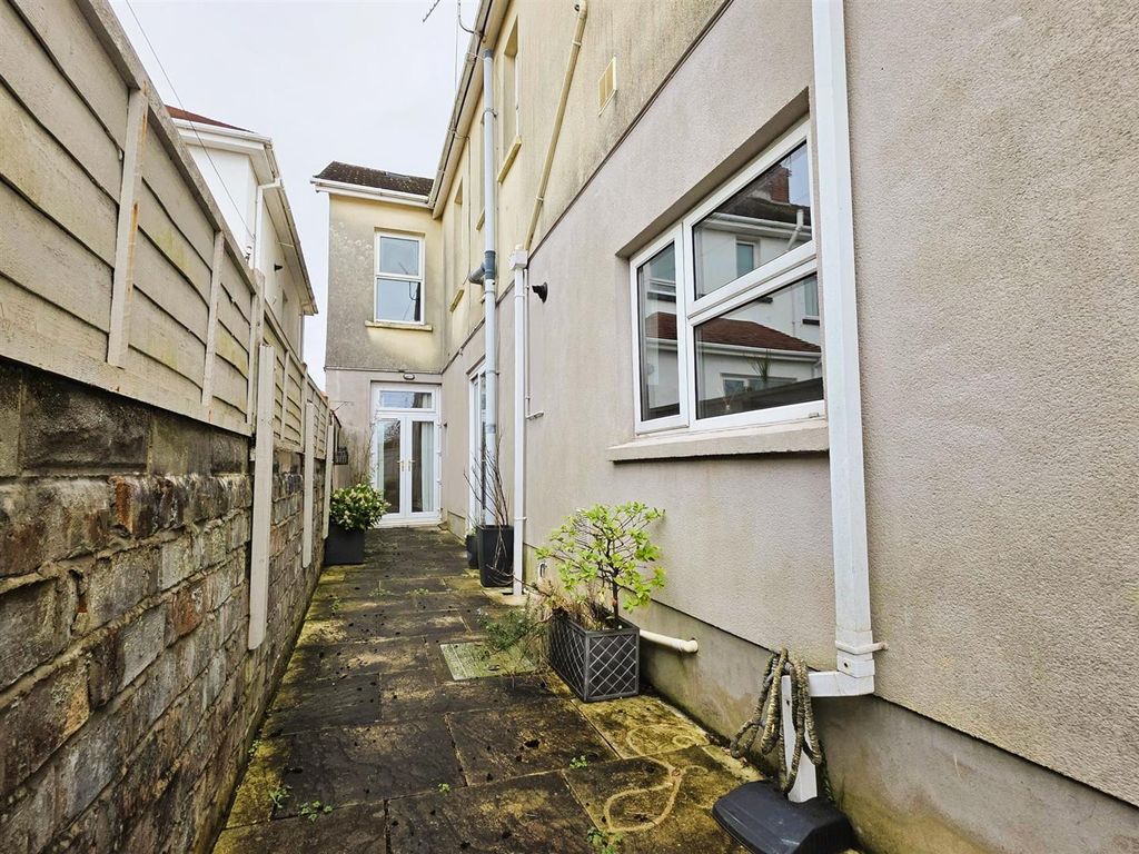 Additional image 13 of 2 bed flat for saleNew Road, Llanelli SA15