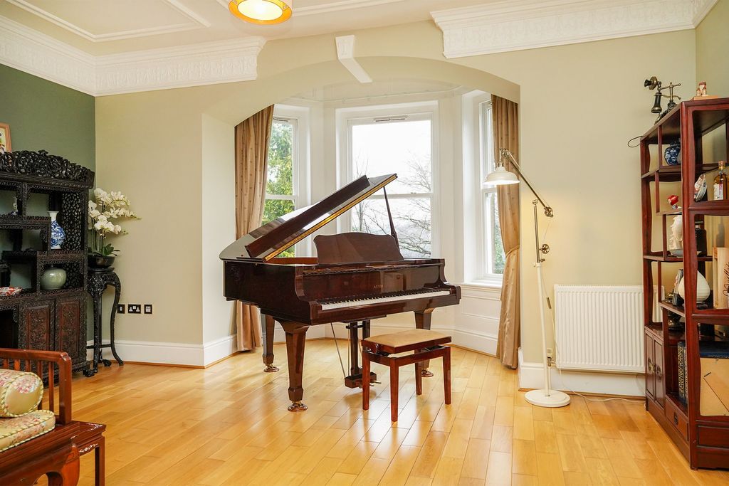 Additional image 6 of 3 bed flat for saleGraham Road, Ranmoor S10